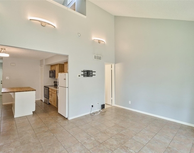 12900 Walden Road - Photo Thumbnail 8
