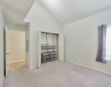 12900 Walden Road - Photo Thumbnail 12