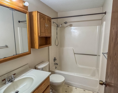 710 Main - Photo Thumbnail 11