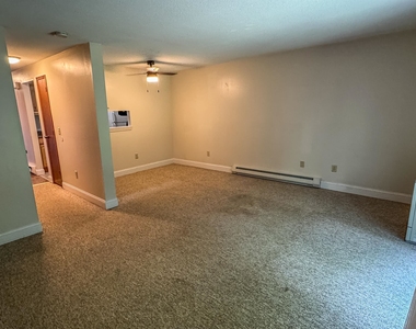 710 Main - Photo Thumbnail 4