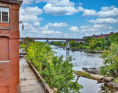 670 North Commercial - Photo Thumbnail 22