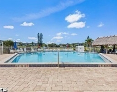 1018 Manatee Road - Photo Thumbnail 13