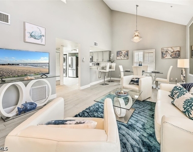 21513 Indian Bayou Drive - Photo Thumbnail 10