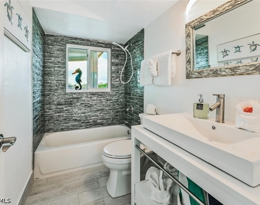 21513 Indian Bayou Drive - Photo Thumbnail 17
