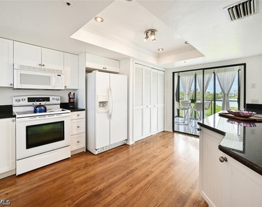 21511 Indian Bayou Drive - Photo Thumbnail 16