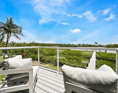 21511 Indian Bayou Drive - Photo Thumbnail 13