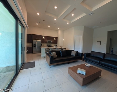 4546 Battlecreek Way - Photo Thumbnail 3