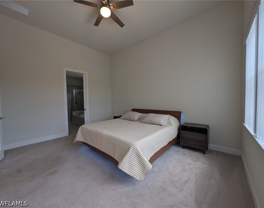 4546 Battlecreek Way - Photo Thumbnail 10
