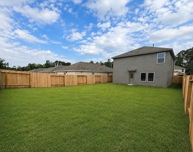 13530 Bay Springs Dr - Photo Thumbnail 1