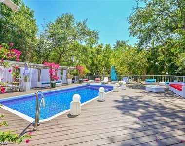 5940 English Oaks Lane - Photo Thumbnail 40