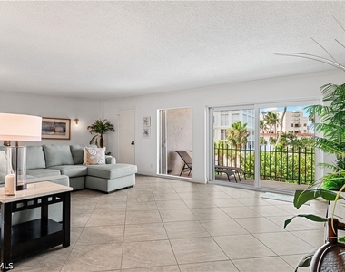 3399 Gulf Shore Boulevard N - Photo Thumbnail 17