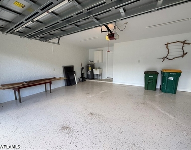 3043 Round Table Court - Photo Thumbnail 12
