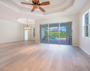 10800 Fieldfair Drive - Photo Thumbnail 17