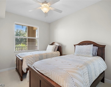 10275 Heritage Bay Boulevard - Photo Thumbnail 17