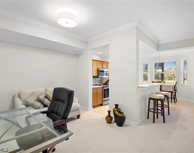 10275 Heritage Bay Boulevard - Photo Thumbnail 11