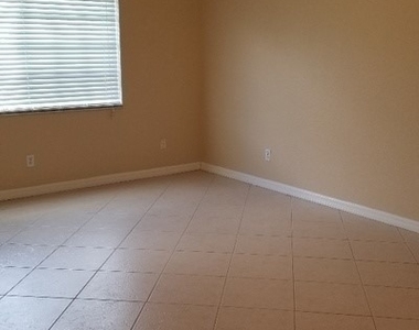 27111 Matheson Avenue - Photo Thumbnail 29