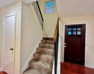 3038 Sam Houston Drive - Photo Thumbnail 11