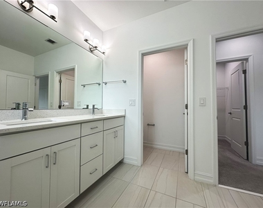 7509 Carnegie Way - Photo Thumbnail 17