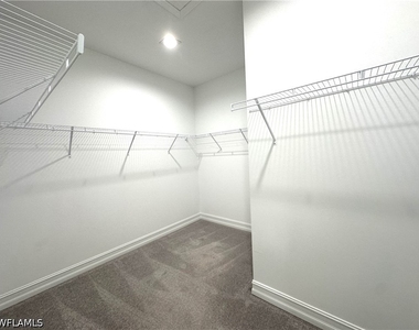 7509 Carnegie Way - Photo Thumbnail 15