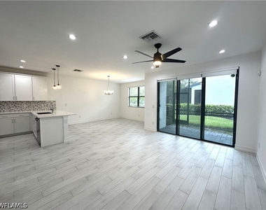 7509 Carnegie Way - Photo Thumbnail 5