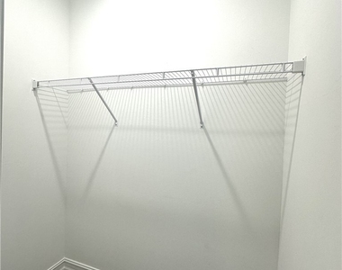 7509 Carnegie Way - Photo Thumbnail 20