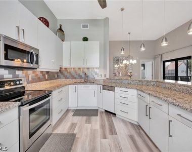 583 Beachwalk Circle - Photo Thumbnail 8