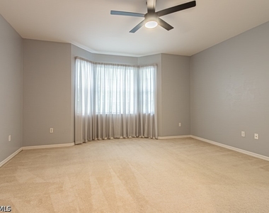 2215 Hawksridge Drive - Photo Thumbnail 23