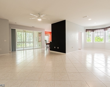 2215 Hawksridge Drive - Photo Thumbnail 10