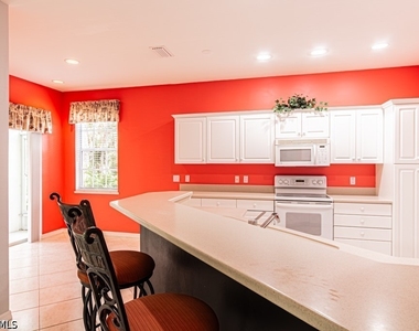 2215 Hawksridge Drive - Photo Thumbnail 16