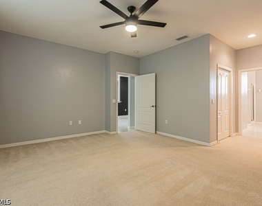 2215 Hawksridge Drive - Photo Thumbnail 24