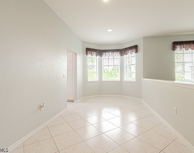 2215 Hawksridge Drive - Photo Thumbnail 7