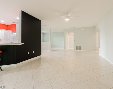 2215 Hawksridge Drive - Photo Thumbnail 13