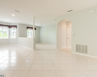 2215 Hawksridge Drive - Photo Thumbnail 3