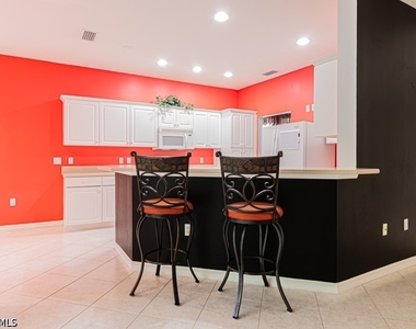 2215 Hawksridge Drive - Photo Thumbnail 15