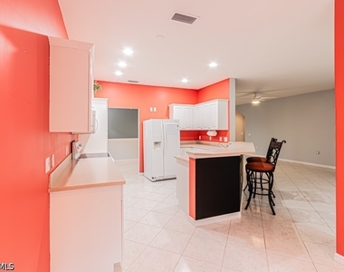 2215 Hawksridge Drive - Photo Thumbnail 18