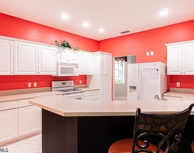 2215 Hawksridge Drive - Photo Thumbnail 17