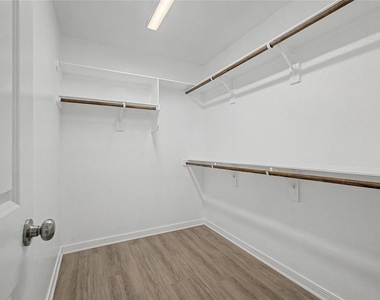 2134 Markley Drive - Photo Thumbnail 16