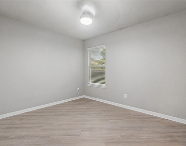 2134 Markley Drive - Photo Thumbnail 17