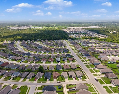 2134 Markley Drive - Photo Thumbnail 28