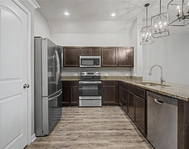 2134 Markley Drive - Photo Thumbnail 10