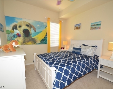 10572 Smokehouse Bay Drive - Photo Thumbnail 13