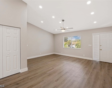 707 Neapolitan Way - Photo Thumbnail 4