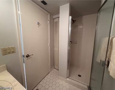 10701 Gulf Shore Drive - Photo Thumbnail 24