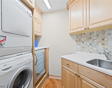 60 Seagate Drive - Photo Thumbnail 25
