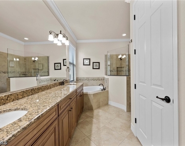 9254 Veneto Place - Photo Thumbnail 11