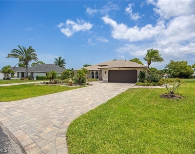 9962 Ortega Lane - Photo Thumbnail 2