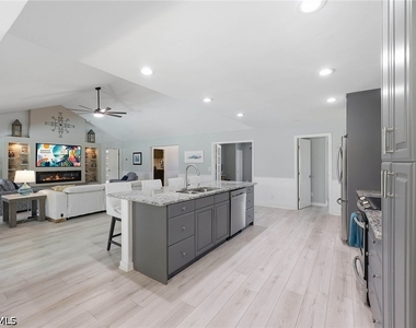 9962 Ortega Lane - Photo Thumbnail 17