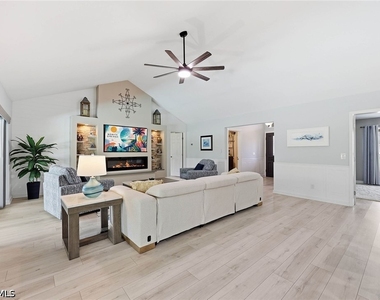 9962 Ortega Lane - Photo Thumbnail 8