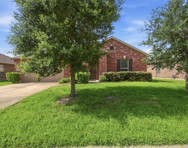 3904 Waterworth Way - Photo Thumbnail 4