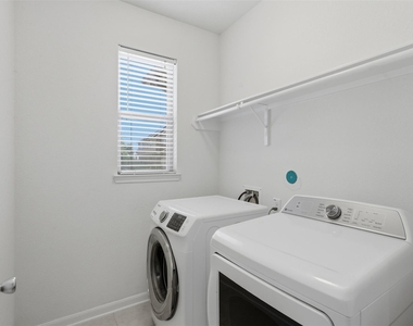 3904 Waterworth Way - Photo Thumbnail 18